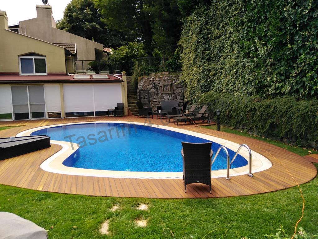 Havuz Kenarı Acarkent İroko